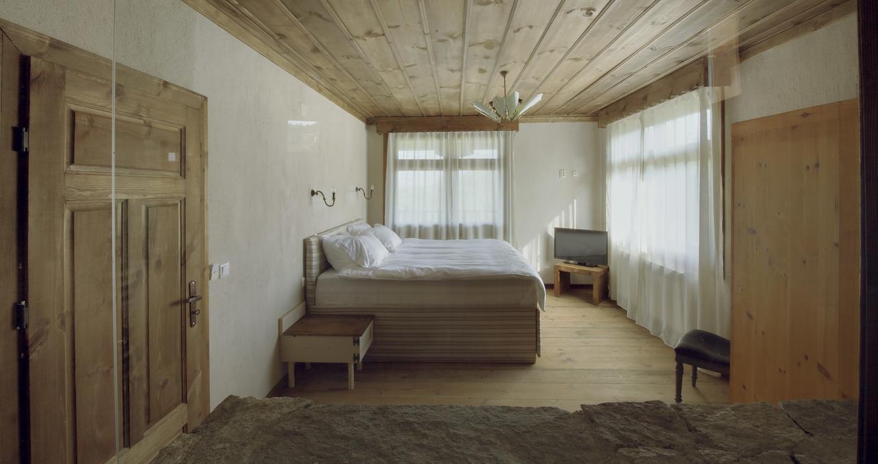 Leshten Guest Homes Kültér fotó